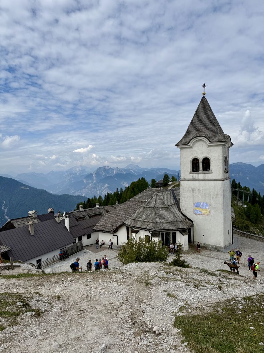 monte lussari Chiesa dei Tre Popoli Crkva triju naroda